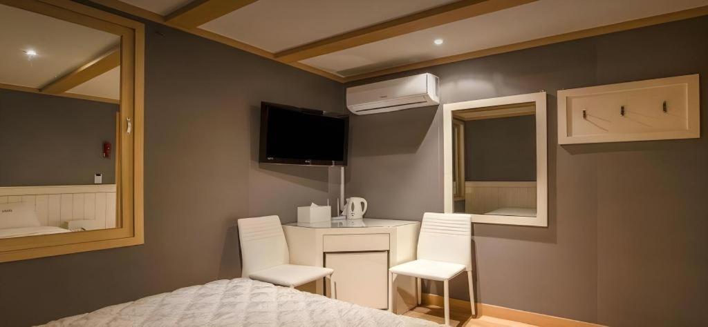 Sinyoung Motel Seoul Luaran gambar