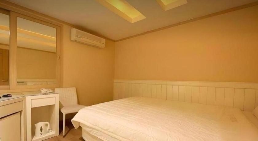 Sinyoung Motel Seoul Luaran gambar